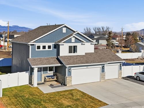 236 W 1250 S, Tremonton, UT, 84337-6001 | Card Image