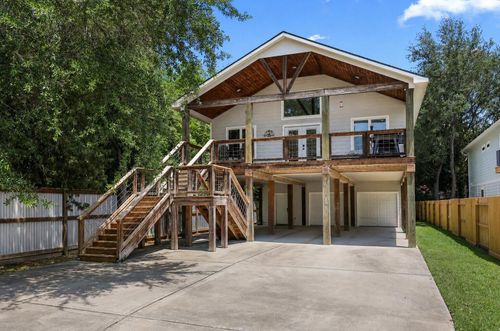3605 Pecan Dr, Bacliff, TX, 77518-1243 | Card Image