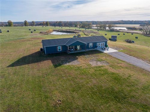 39201 E 351st St, Creighton, MO, 64739-8716 | Card Image