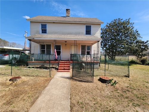 106 B St, WESTMINSTER, SC, 29693-2005 | Card Image