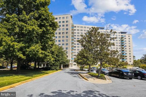 1009-10201 Grosvenor Pl, NORTH BETHESDA, MD, 20852-4617 | Card Image