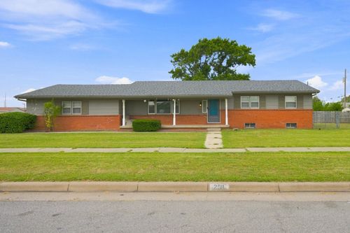 2511 S Osage Ave, Wichita, KS, 67217-2939 | Card Image