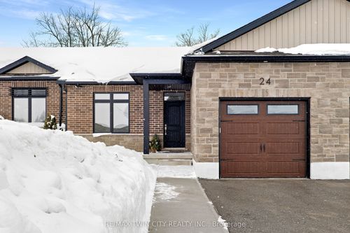 24 Yost Crt, Milverton, ON, N0K1M0 | Card Image