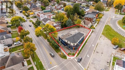 75 Erie Ave, Brantford, ON, N3S2G1 | Card Image