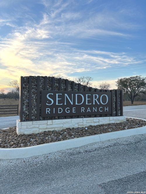 134 County Road 2644, Moore, TX, 78057-2245 | Card Image