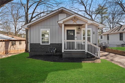 3378 Lavista Dr, Hapeville, GA, 30354-1518 | Card Image