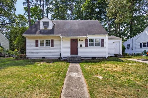 8239 Redwood Circle, Norfolk, VA, 23518 | Card Image