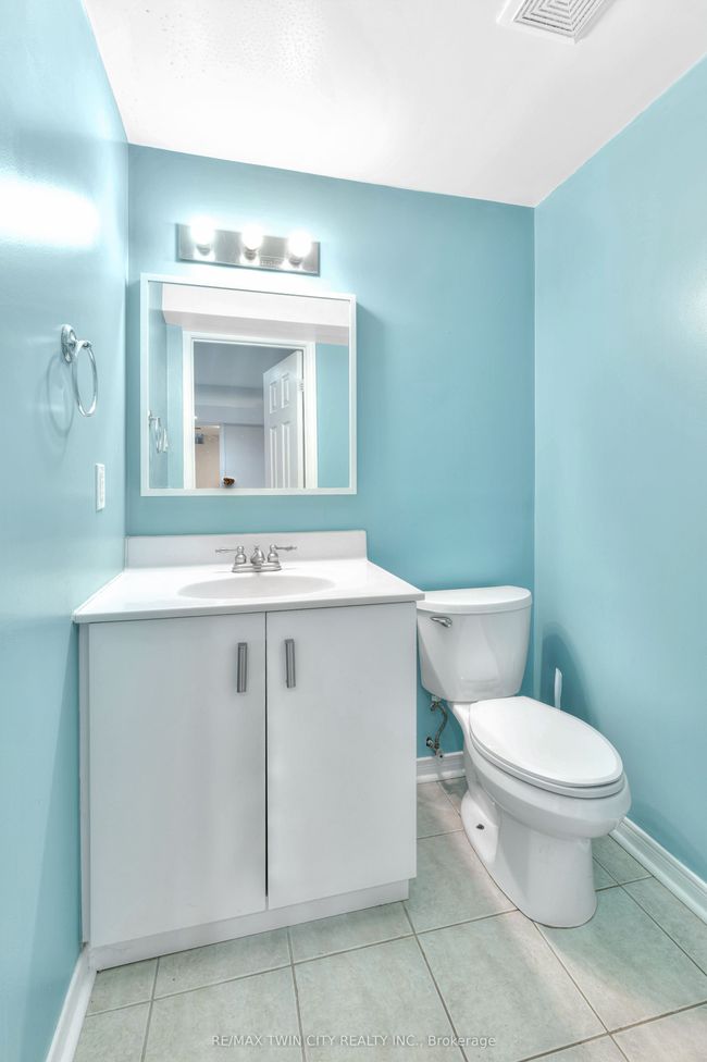 44 Cole Rd, House attached with 3 bedrooms, 2 bathrooms and 3 parking in Guelph ON | Image 28