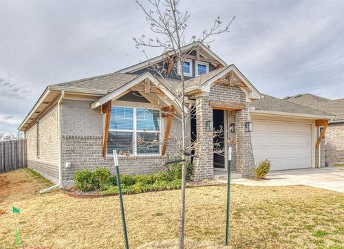 365 Pleasant Vw, Harrah, OK, 73045-5011 | Card Image