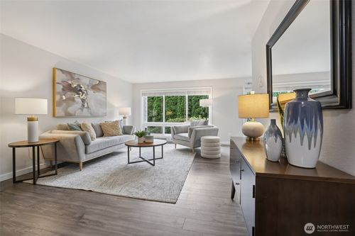 apt-g14-15214 Ne 8th St, Bellevue, WA, 98007-4844 | Card Image