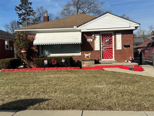 12731 W Parkway St, Detroit, MI, 48223-3089 | Card Image