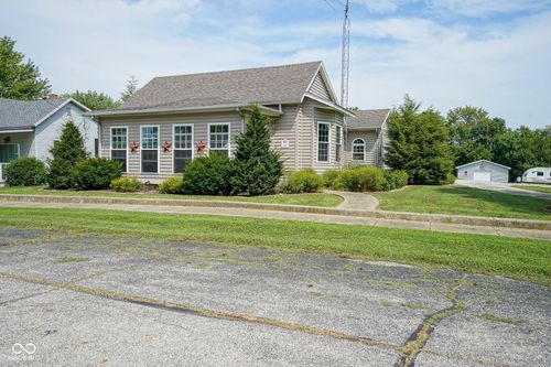 206 W Ridge St, Newtown, IN, 47969 | Card Image