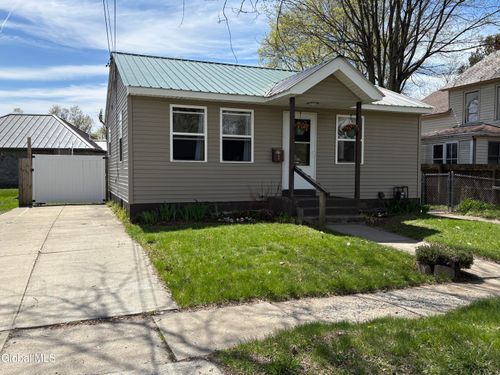 1 La Barge St, Hudson Falls, NY, 12839-1403 | Card Image