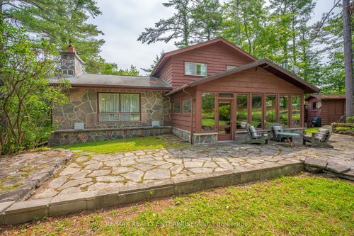 179 Crooked Bay Rd, Port Severn, ON, L0K1S0 | Card Image