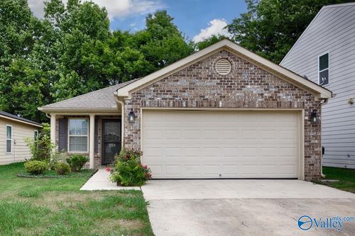 259 Bermuda Lakes Dr, Meridianville, AL, 35759-2604 | Card Image