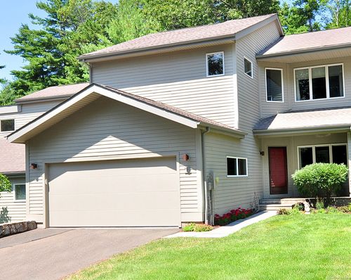 11-11 Templeton Ct, Avon, CT, 06001-3950 | Card Image