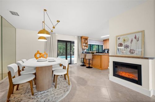 472 Palm River Blvd, NAPLES, FL, 34110-1132 | Card Image