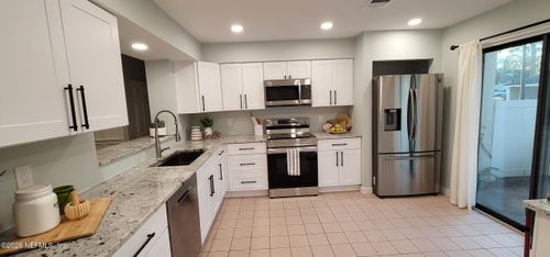 7848-7848 Playa Del Rey Court, Jacksonville, FL, 32256 | Card Image