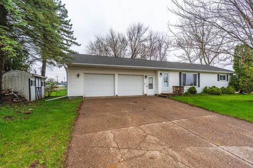 404 E Oak Street Street, Abbotsford, WI, 54405 | Card Image