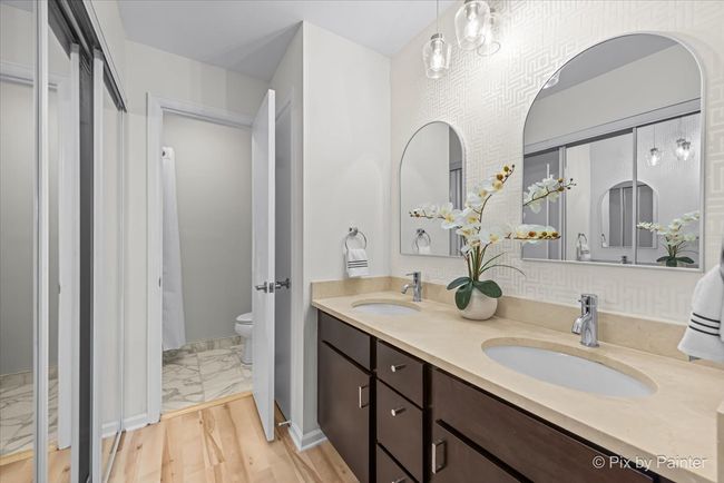 APT-211 - 5200 Carriageway Dr, Condo with 2 bedrooms, 2 bathrooms and 2 parking in Rolling Meadows IL | Image 12