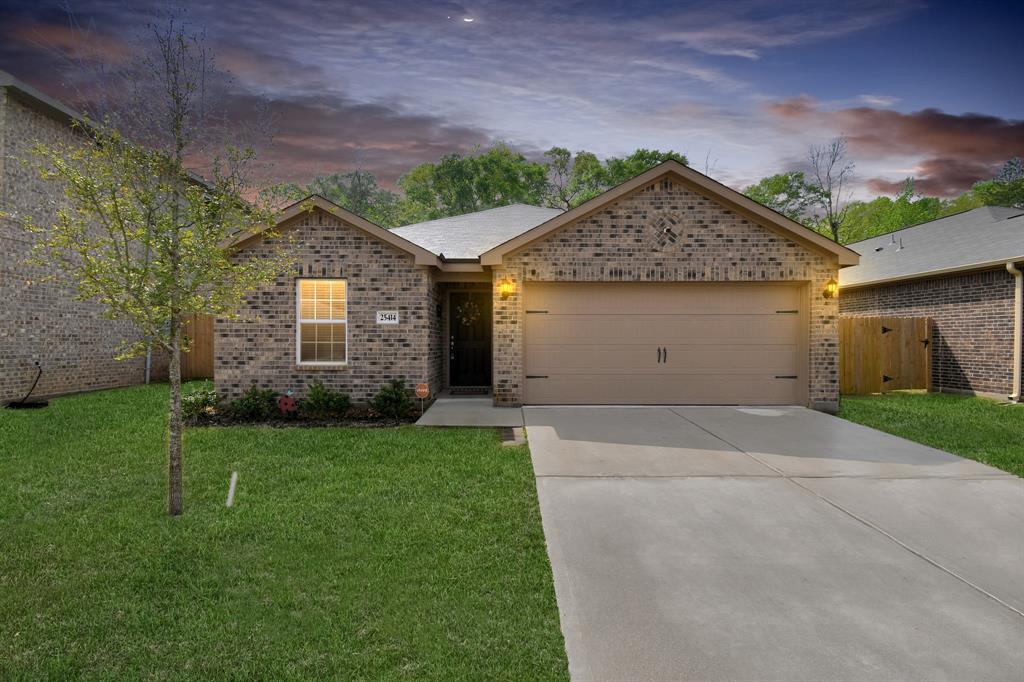 Glacier Lake Dr, Cleveland, TX 77328