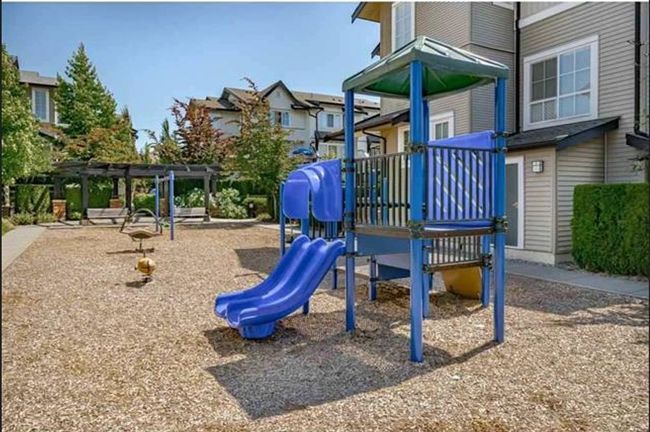 116 - 2450 161 A Street, Townhouse with 3 bedrooms, 2 bathrooms and 2 parking in Surrey BC | Image 10