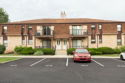 1304 Normandy Ct, Flemington, NJ, 08822-1850 | Card Image