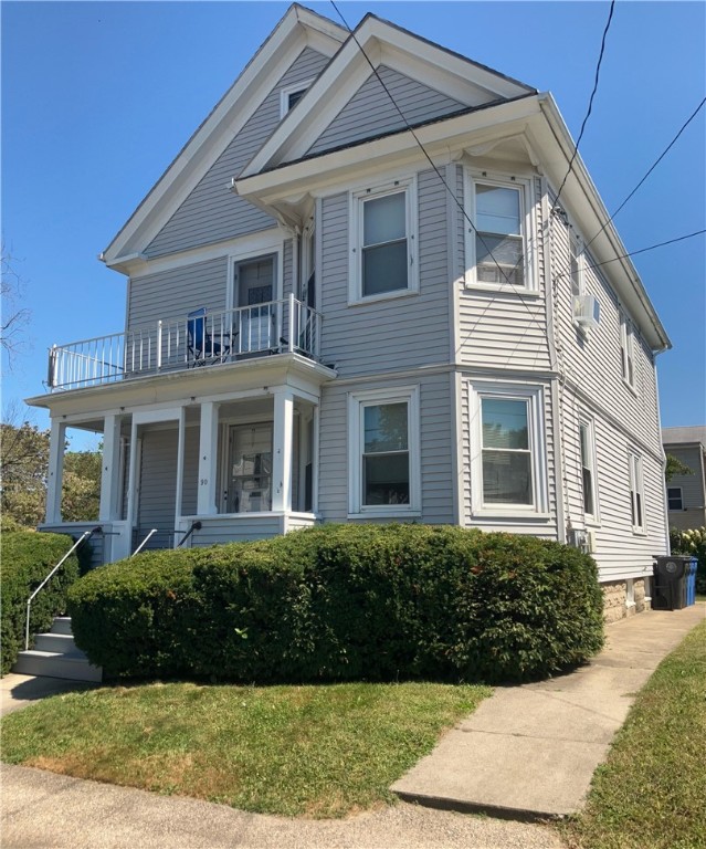 Richard St, Cranston, RI 02910