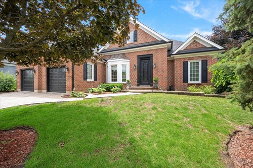 4101 Saint Andrews Ct, St. Charles, IL, 60174-8722 | Card Image