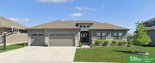 18620 Schofield Dr, Omaha, NE, 68136-6427 | Card Image