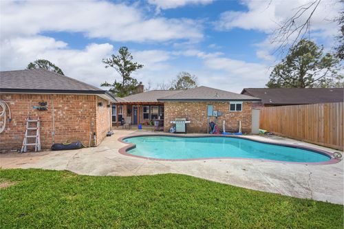 5206 Abercreek Ave, Friendswood, TX, 77546-3306 | Card Image