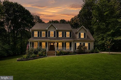 12815 Lake Wilderness Ln, SPOTSYLVANIA, VA, 22551-8124 | Card Image