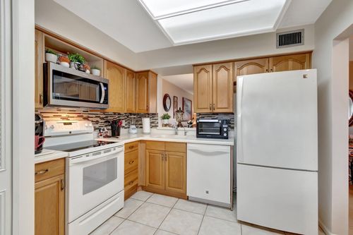 apt-208-14747 Cumberland Dr, Delray Beach, FL, 33446-1339 | Card Image