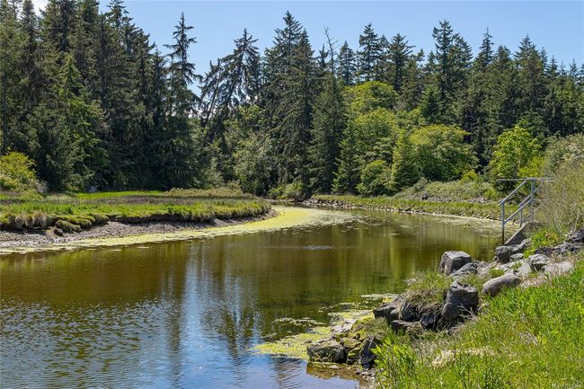 1571 Juan De Fuca Blvd, House other with 5 bedrooms, 3 bathrooms and 4 parking in Parksville BC | Image 70