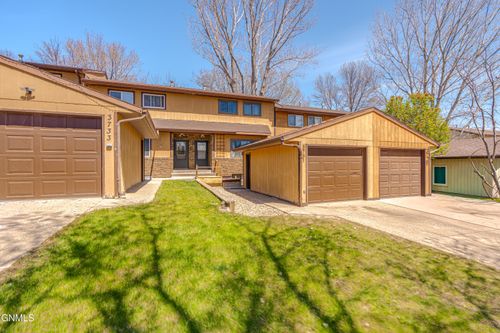 3731 Renee Dr, Bismarck, ND, 58503-0353 | Card Image