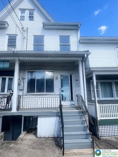 405 N Maple St, Mount Carmel, PA, 17851-1266 | Card Image