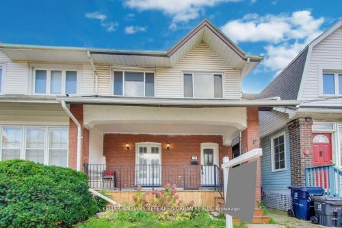 {{alt}} | Card Image