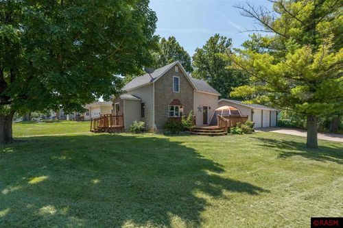 415 8th St N, Mountain Lake, MN, 56159-1553 | Card Image