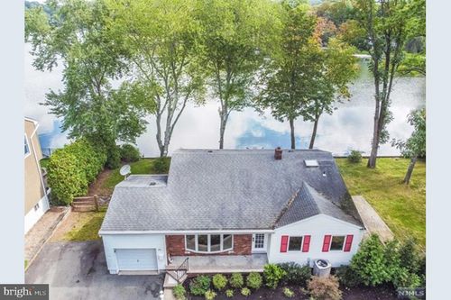 191 Lakeshore Dr, OAKLAND, NJ, 07436-2102 | Card Image