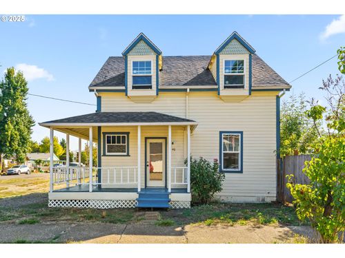 40 N L St, Cottage Grove, OR, 97424-1565 | Card Image
