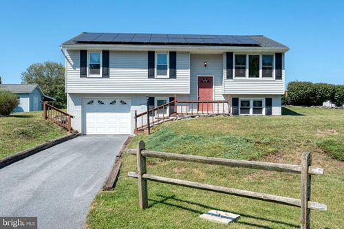 237 Buttonwood Dr, ELIZABETHTOWN, PA, 17022-9736 | Card Image