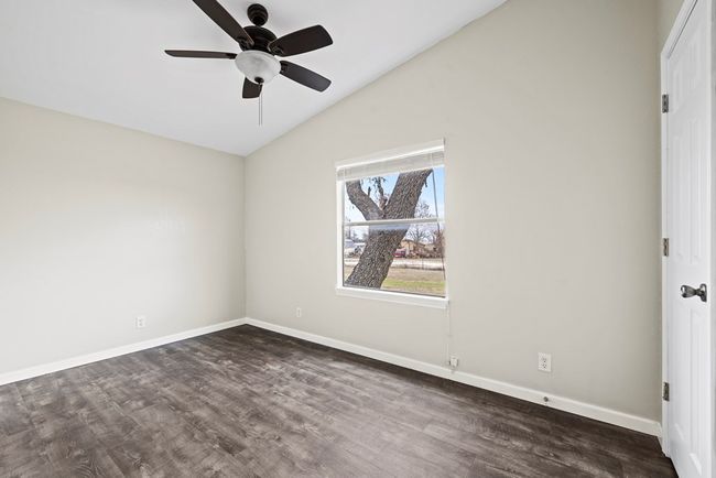 108 Gammenthaler Ln, House other with 3 bedrooms, 2 bathrooms and 1 parking in Harper TX | Image 13