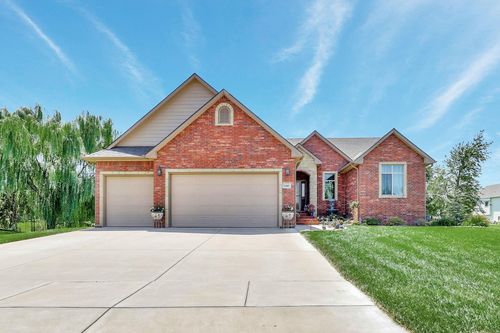 13401 E Equestrian Cir, Wichita, KS, 67230 | Card Image