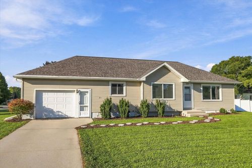3022 Main Avenue, Sheboygan, WI, 53083 | Card Image