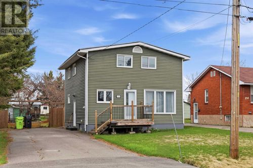 298 Hampton Rd, Sault Ste. Marie, ON, P6C2N7 | Card Image