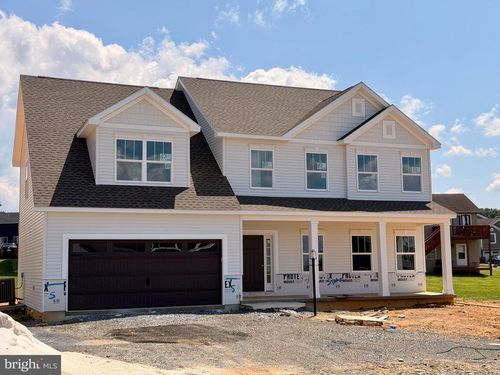 411 E Clarissa Dr, SHIPPENSBURG, PA, 17257-5606 | Card Image