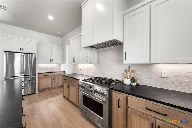 16120 Audrey Ln, House other with 4 bedrooms, 4 bathrooms and null parking in Holland TX | Image 15