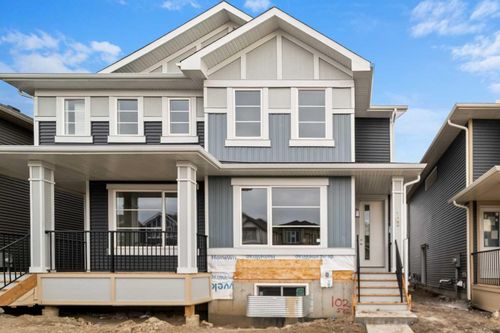102 Sora Gdns Se, Calgary, AB, T3S0L6 | Card Image