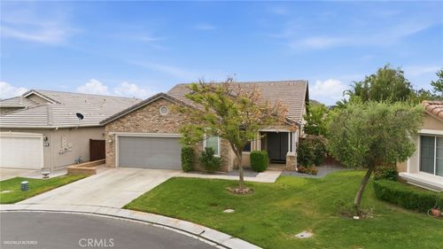 7975 Doyle Cir, Hemet, CA, 92545-8844 | Card Image