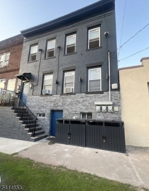 2-21 Alva St, Bloomfield, NJ, 07003-5901 | Card Image
